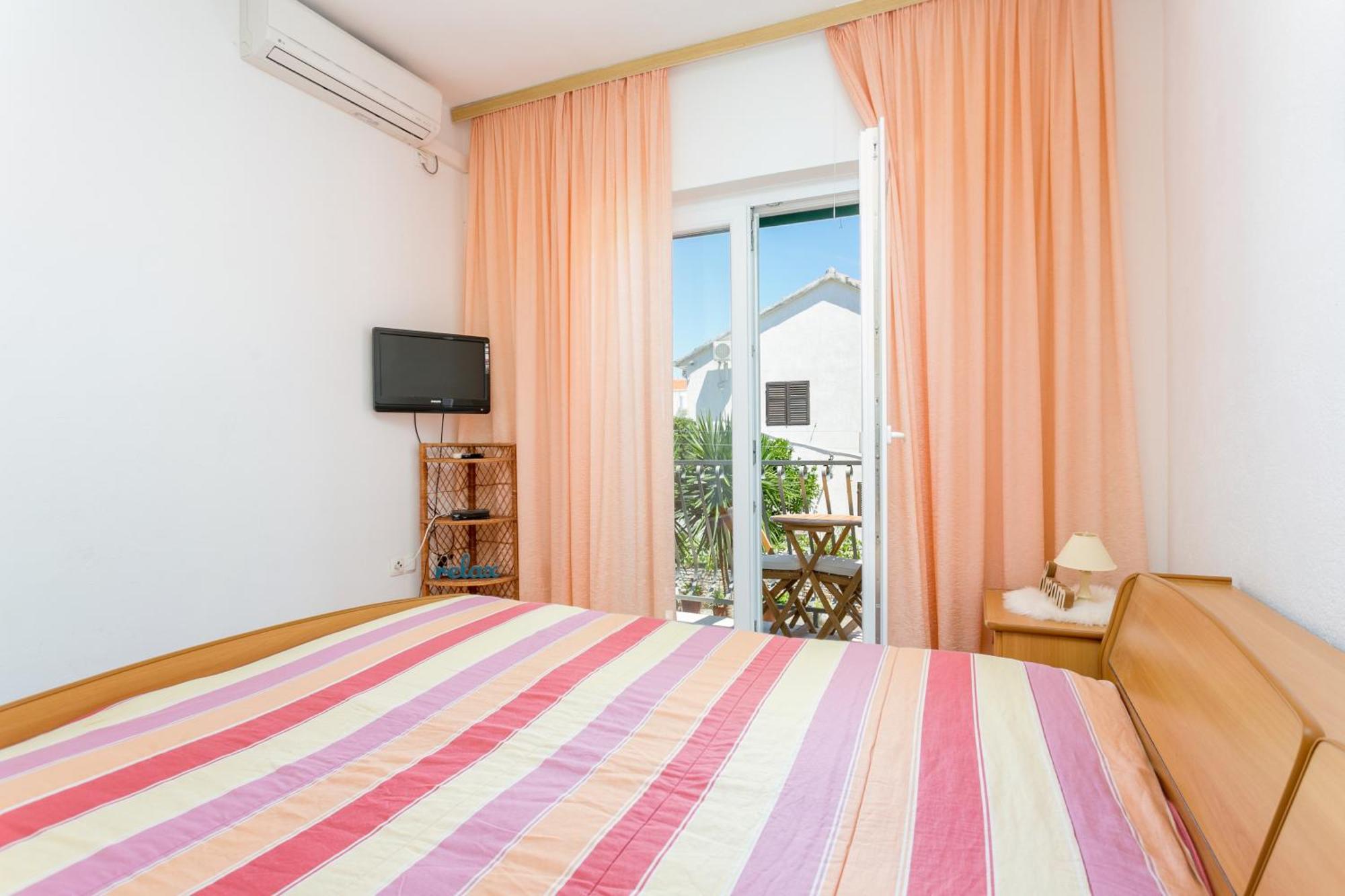 Double Room Supetar 5658D Kültér fotó